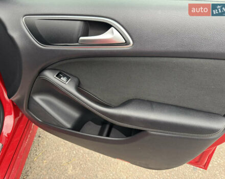 Червоний Мерседес Б-клас, об'ємом двигуна 0 л та пробігом 98 тис. км за 10500 $, фото 18 на Automoto.ua