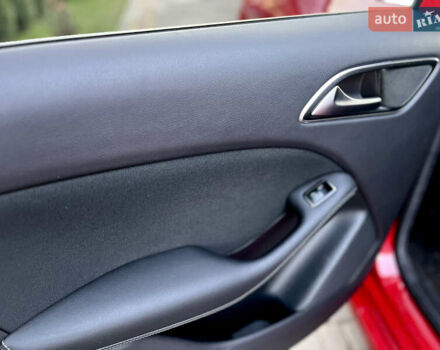 Червоний Мерседес Б-клас, об'ємом двигуна 0 л та пробігом 115 тис. км за 9500 $, фото 27 на Automoto.ua