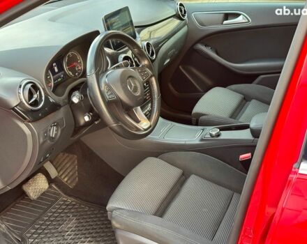 Красный Мерседес Б-класс, объемом двигателя 0 л и пробегом 137 тыс. км за 10790 $, фото 7 на Automoto.ua