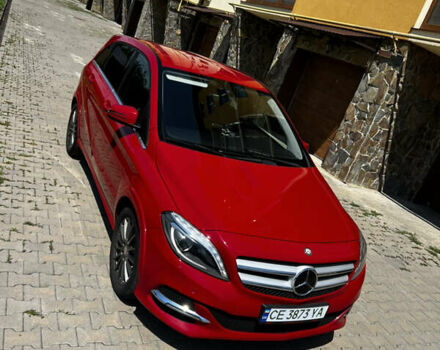 Красный Мерседес Б-класс, объемом двигателя 0 л и пробегом 69 тыс. км за 12600 $, фото 7 на Automoto.ua