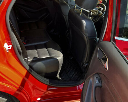 Красный Мерседес Б-класс, объемом двигателя 0 л и пробегом 69 тыс. км за 12600 $, фото 15 на Automoto.ua