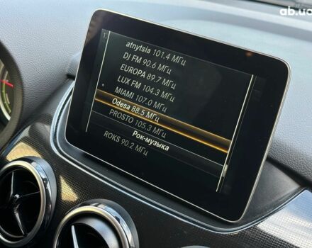 Красный Мерседес Б-класс, объемом двигателя 0 л и пробегом 137 тыс. км за 10790 $, фото 26 на Automoto.ua