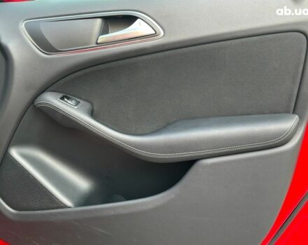 Красный Мерседес Б-класс, объемом двигателя 0 л и пробегом 137 тыс. км за 10790 $, фото 23 на Automoto.ua