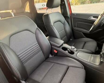 Красный Мерседес Б-класс, объемом двигателя 0 л и пробегом 117 тыс. км за 11300 $, фото 23 на Automoto.ua