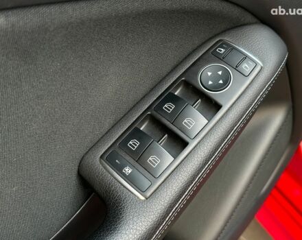 Красный Мерседес Б-класс, объемом двигателя 0 л и пробегом 137 тыс. км за 10790 $, фото 9 на Automoto.ua