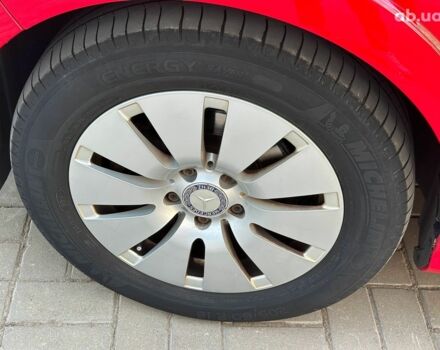 Красный Мерседес Б-класс, объемом двигателя 0 л и пробегом 137 тыс. км за 10790 $, фото 6 на Automoto.ua