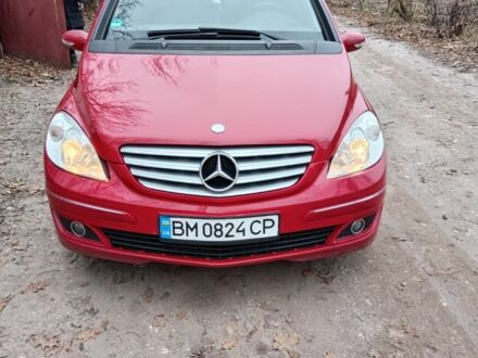 Мерседес Б-класс 2005 в Сумах на Automoto.ua Красный Мерседес Б-класс, объемом двигателя 2 л и пробегом 300 тыс. км за 5000 $, фото 1 на Automoto.ua