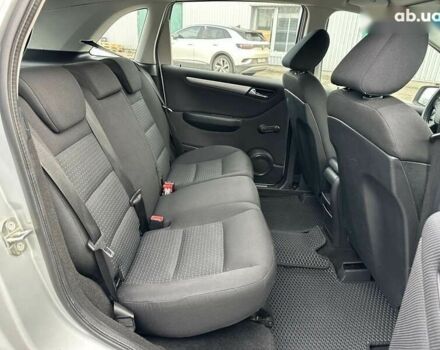 Мерседес Б-класс, объемом двигателя 2 л и пробегом 270 тыс. км за 5990 $, фото 22 на Automoto.ua