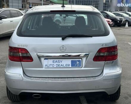 Мерседес Б-класс, объемом двигателя 2 л и пробегом 270 тыс. км за 5990 $, фото 4 на Automoto.ua