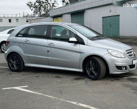 Мерседес Б-класс, объемом двигателя 2 л и пробегом 270 тыс. км за 5990 $, фото 3 на Automoto.ua