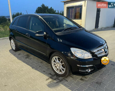 Мерседес Б-класс, объемом двигателя 1.7 л и пробегом 113 тыс. км за 7300 $, фото 2 на Automoto.ua