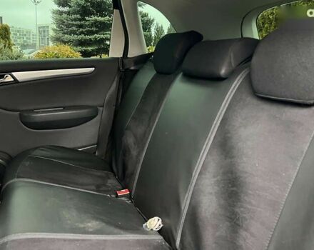 Мерседес Б-класс, объемом двигателя 1.7 л и пробегом 142 тыс. км за 8999 $, фото 19 на Automoto.ua