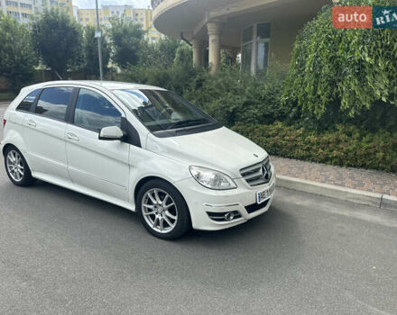 Мерседес Б-класс, объемом двигателя 1.7 л и пробегом 173 тыс. км за 8400 $, фото 13 на Automoto.ua