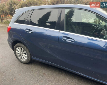 Мерседес Б-класс, объемом двигателя 1.8 л и пробегом 198 тыс. км за 10500 $, фото 3 на Automoto.ua