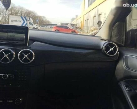 Мерседес Б-класс, объемом двигателя 1.5 л и пробегом 330 тыс. км за 10290 $, фото 25 на Automoto.ua