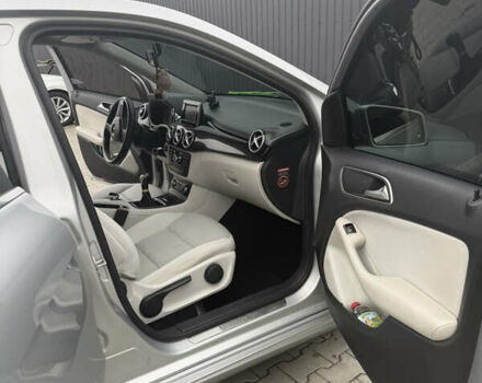 Мерседес Б-класс 2014 в Львове на Automoto.ua Мерседес Б-класс, объемом двигателя 1.46 л и пробегом 156 тыс. км за 12500 $, фото 5 на Automoto.ua