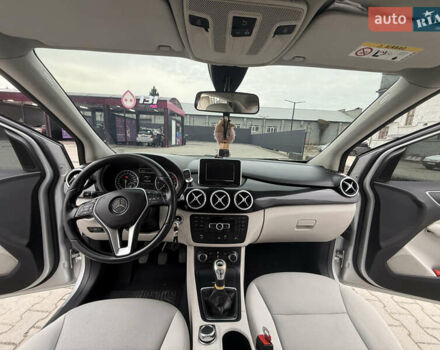 Мерседес Б-класс 2014 в Львове на Automoto.ua Мерседес Б-класс, объемом двигателя 1.46 л и пробегом 156 тыс. км за 12500 $, фото 3 на Automoto.ua