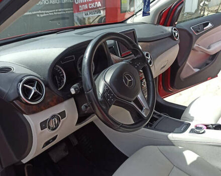 Мерседес Б-класс, объемом двигателя 0 л и пробегом 73 тыс. км за 14000 $, фото 12 на Automoto.ua