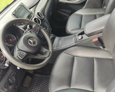 Мерседес Б-класс, объемом двигателя 0 л и пробегом 90 тыс. км за 9999 $, фото 9 на Automoto.ua