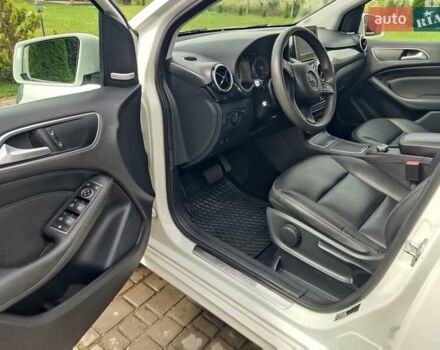 Мерседес Б-класс, объемом двигателя 0 л и пробегом 90 тыс. км за 9999 $, фото 4 на Automoto.ua