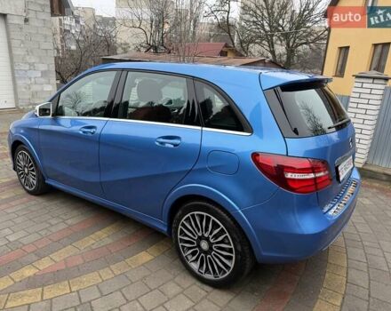 Мерседес Б-класс, объемом двигателя 0 л и пробегом 16 тыс. км за 11499 $, фото 2 на Automoto.ua