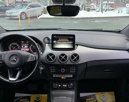 Мерседес Б-класс, объемом двигателя 0 л и пробегом 146 тыс. км за 11700 $, фото 12 на Automoto.ua