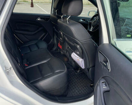 Мерседес Б-класс, объемом двигателя 0 л и пробегом 81 тыс. км за 11800 $, фото 18 на Automoto.ua