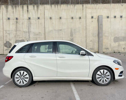 Мерседес Б-класс, объемом двигателя 0 л и пробегом 81 тыс. км за 11800 $, фото 4 на Automoto.ua