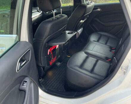 Мерседес Б-класс, объемом двигателя 0 л и пробегом 81 тыс. км за 11800 $, фото 10 на Automoto.ua