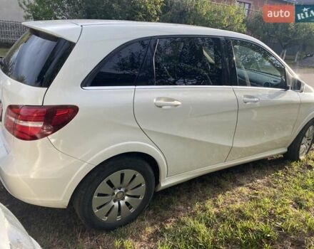 Мерседес Б-клас, об'ємом двигуна 0 л та пробігом 135 тис. км за 11000 $, фото 1 на Automoto.ua