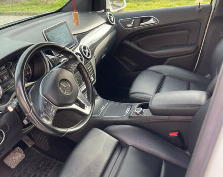 Мерседес Б-класс, объемом двигателя 0 л и пробегом 81 тыс. км за 11800 $, фото 8 на Automoto.ua