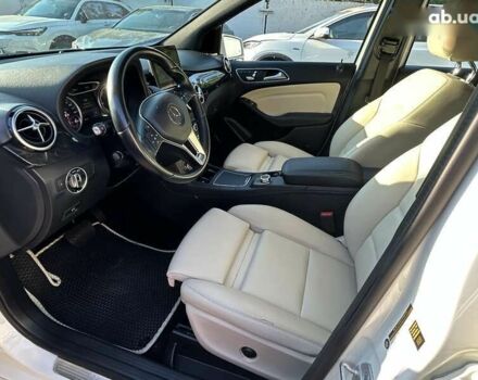 Мерседес Б-клас, об'ємом двигуна 0 л та пробігом 82 тис. км за 12500 $, фото 6 на Automoto.ua