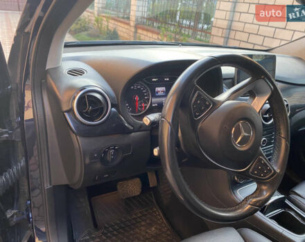Мерседес Б-клас, об'ємом двигуна 0 л та пробігом 107 тис. км за 12800 $, фото 7 на Automoto.ua
