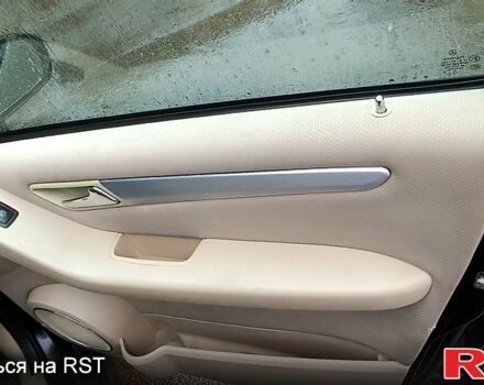 Мерседес Б-класс, объемом двигателя 2 л и пробегом 277 тыс. км за 3850 $, фото 9 на Automoto.ua