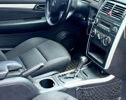 Мерседес Б-класс, объемом двигателя 2 л и пробегом 290 тыс. км за 6800 $, фото 3 на Automoto.ua