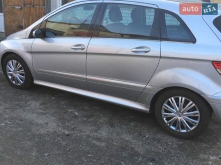 Мерседес Б-класс, объемом двигателя 2 л и пробегом 239 тыс. км за 5700 $, фото 1 на Automoto.ua