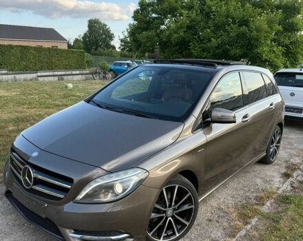 Мерседес Б-класс, объемом двигателя 1.8 л и пробегом 190 тыс. км за 13500 $, фото 1 на Automoto.ua
