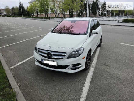 Мерседес Б-класс 2015 в Краматорске на Automoto.ua Мерседес Б-класс, объемом двигателя 0 л и пробегом 116 тыс. км за 12000 $, фото 1 на Automoto.ua