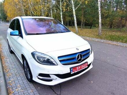 Мерседес Б-класс 2015 в Киеве на Automoto.ua Мерседес Б-класс, объемом двигателя 0 л и пробегом 112 тыс. км за 10900 $, фото 1 на Automoto.ua