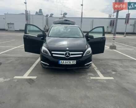 Мерседес Б-класс, объемом двигателя 0 л и пробегом 73 тыс. км за 12500 $, фото 1 на Automoto.ua