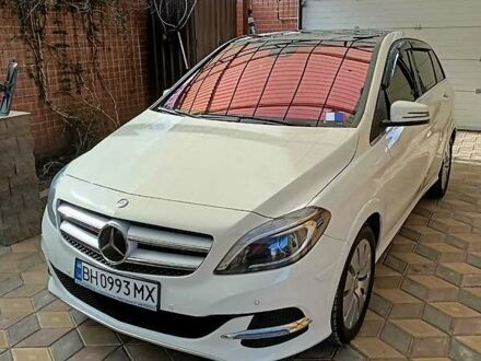 Мерседес Б-клас 2017 у Одесі на Automoto.ua Мерседес Б-клас, об'ємом двигуна 0 л та пробігом 85 тис. км за 18500 $, фото 1 на Automoto.ua