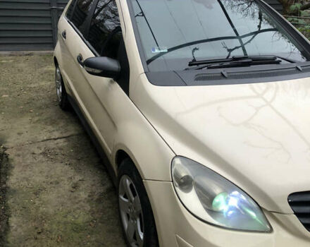 Жовтий Мерседес Б-клас, об'ємом двигуна 2 л та пробігом 460 тис. км за 5400 $, фото 2 на Automoto.ua