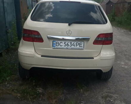 Жовтий Мерседес Б-клас, об'ємом двигуна 1.99 л та пробігом 272 тис. км за 7000 $, фото 2 на Automoto.ua