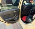 Жовтий Мерседес Б-клас, об'ємом двигуна 2 л та пробігом 393 тис. км за 8199 $, фото 16 на Automoto.ua