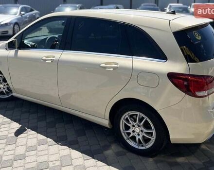 Желтый Мерседес Б-класс, объемом двигателя 1.46 л и пробегом 510 тыс. км за 10199 $, фото 4 на Automoto.ua