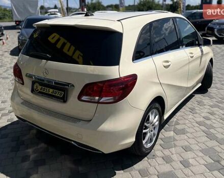 Желтый Мерседес Б-класс, объемом двигателя 1.46 л и пробегом 510 тыс. км за 10199 $, фото 6 на Automoto.ua