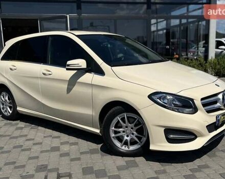 Желтый Мерседес Б-класс, объемом двигателя 1.46 л и пробегом 510 тыс. км за 10199 $, фото 8 на Automoto.ua