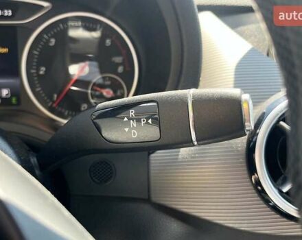 Желтый Мерседес Б-класс, объемом двигателя 1.46 л и пробегом 510 тыс. км за 10199 $, фото 16 на Automoto.ua