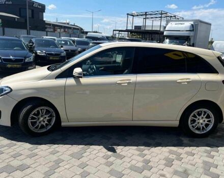 Желтый Мерседес Б-класс, объемом двигателя 1.5 л и пробегом 510 тыс. км за 10199 $, фото 3 на Automoto.ua
