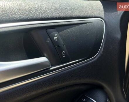 Желтый Мерседес Б-класс, объемом двигателя 1.46 л и пробегом 510 тыс. км за 10199 $, фото 12 на Automoto.ua